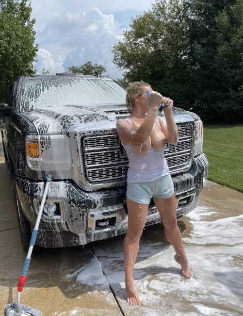 Dang top just keeps falling down. The neighbor was mowing and saw me. Oopsie. by KsPlayPlace