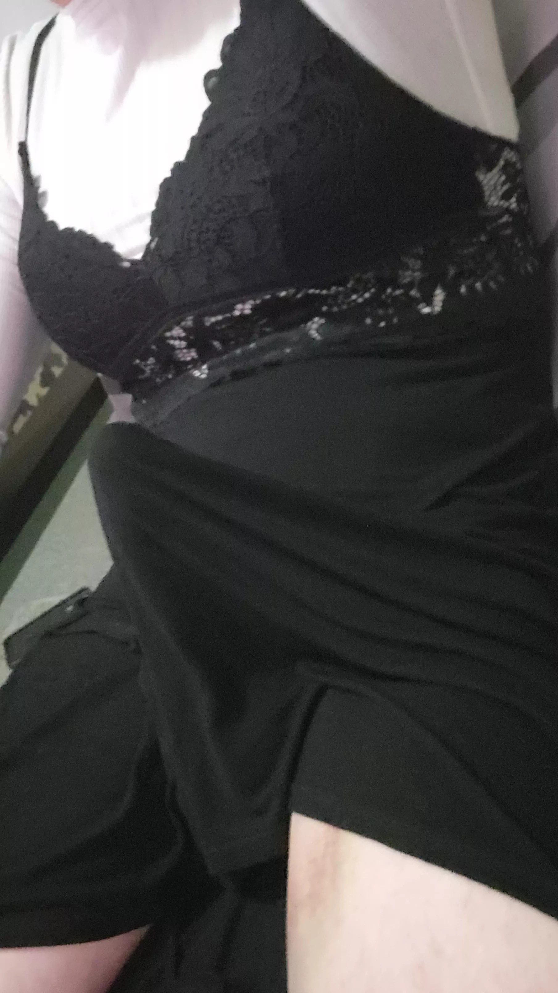 Dress bulgeing posted by geileherder1