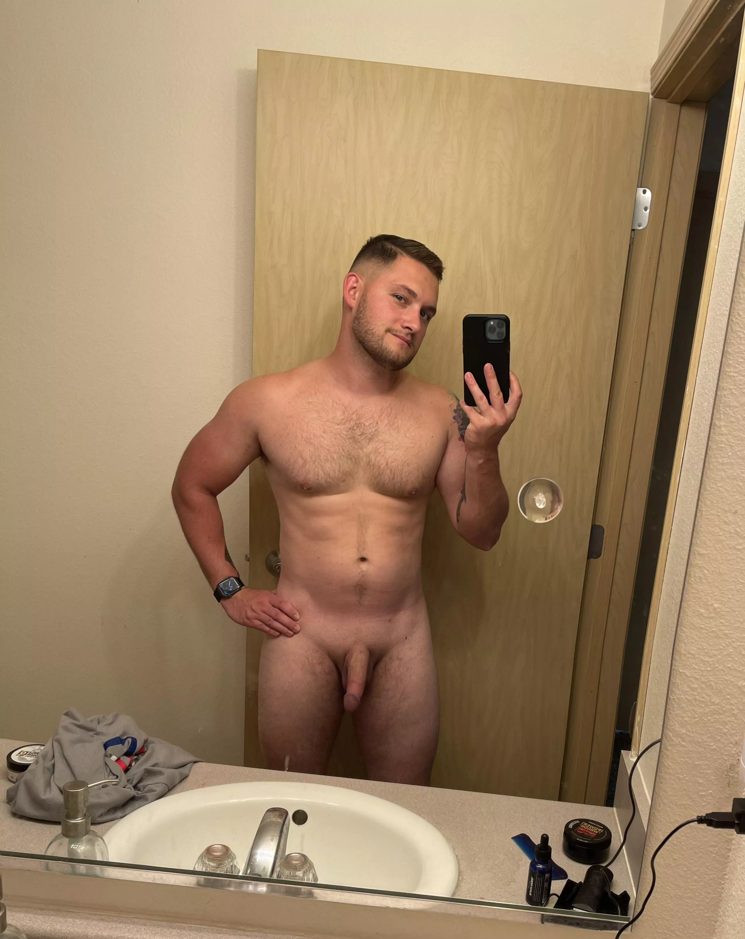 Fresh haircut, you like? [m30] posted by justenoughcock