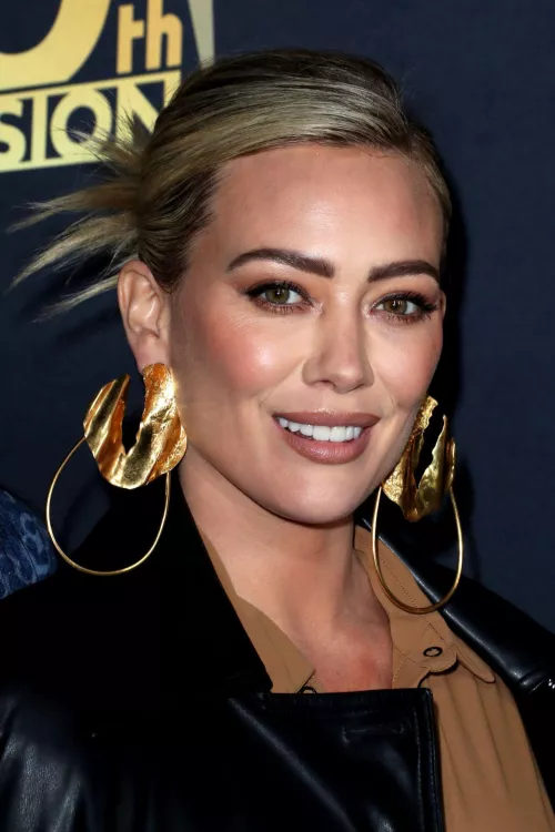 Hilary Duff by wakkaffx2