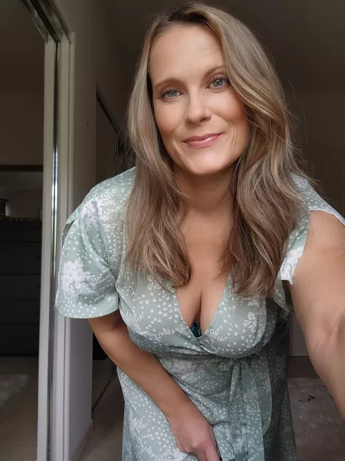 I caught you spying on me through the window [f] by AnnabellePeach