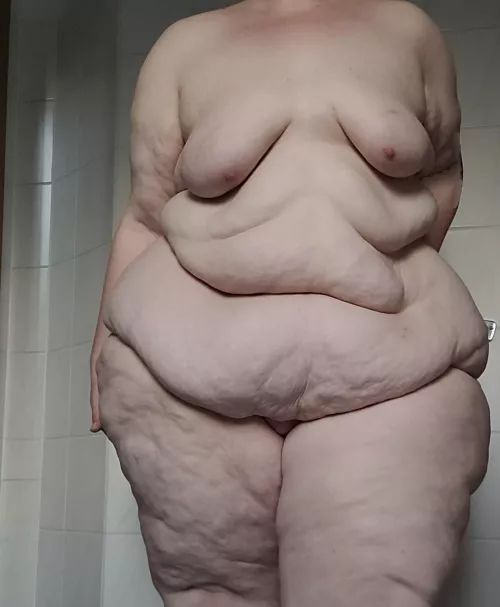 I hope you like full body shots 😋 by entertainmentpiggy