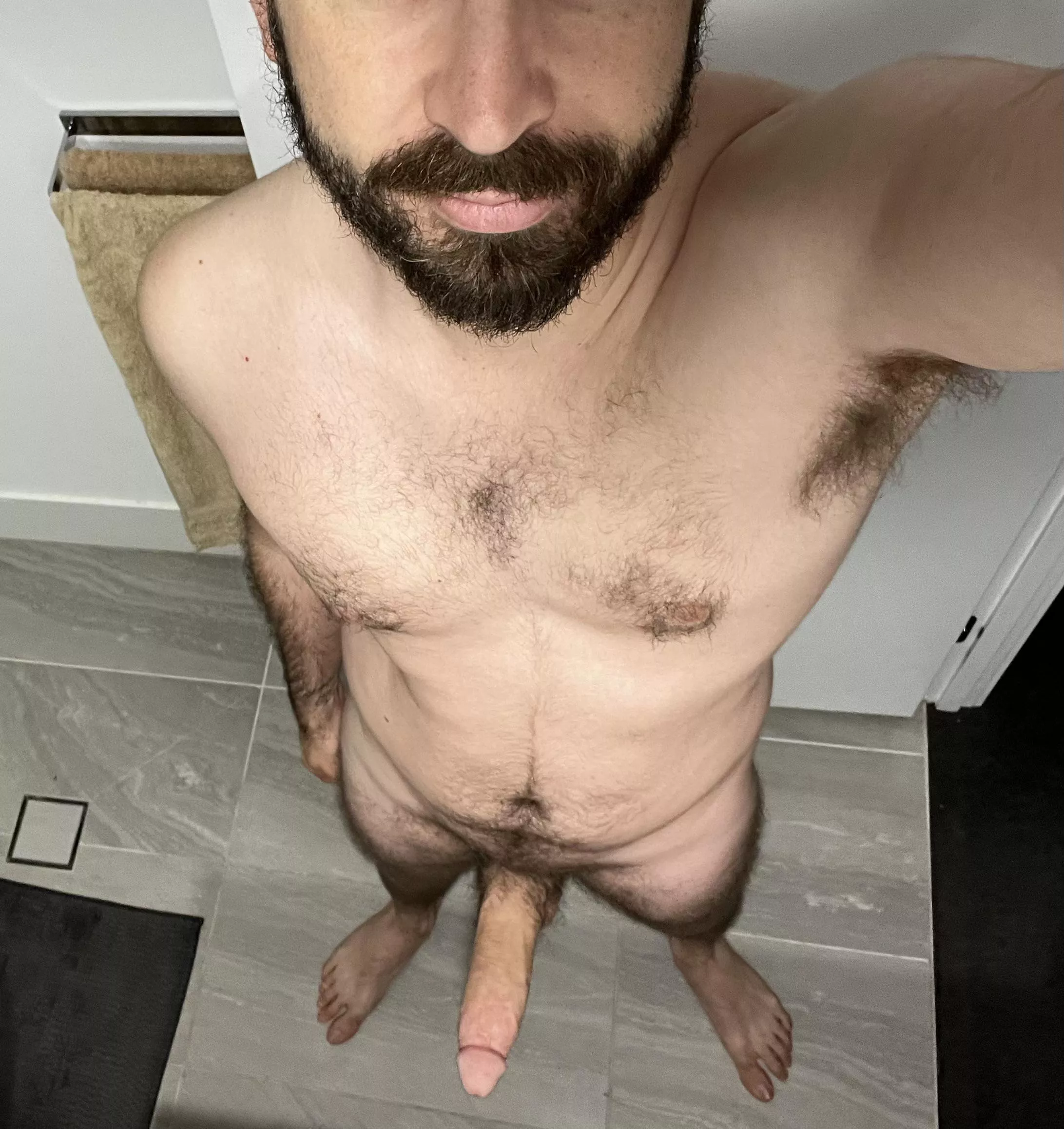 I just need someone to kneel in front of me now.. posted by Stiffy195