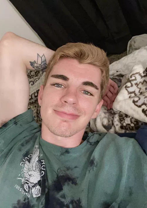 I just want you to look at me like im enough by Jove1221