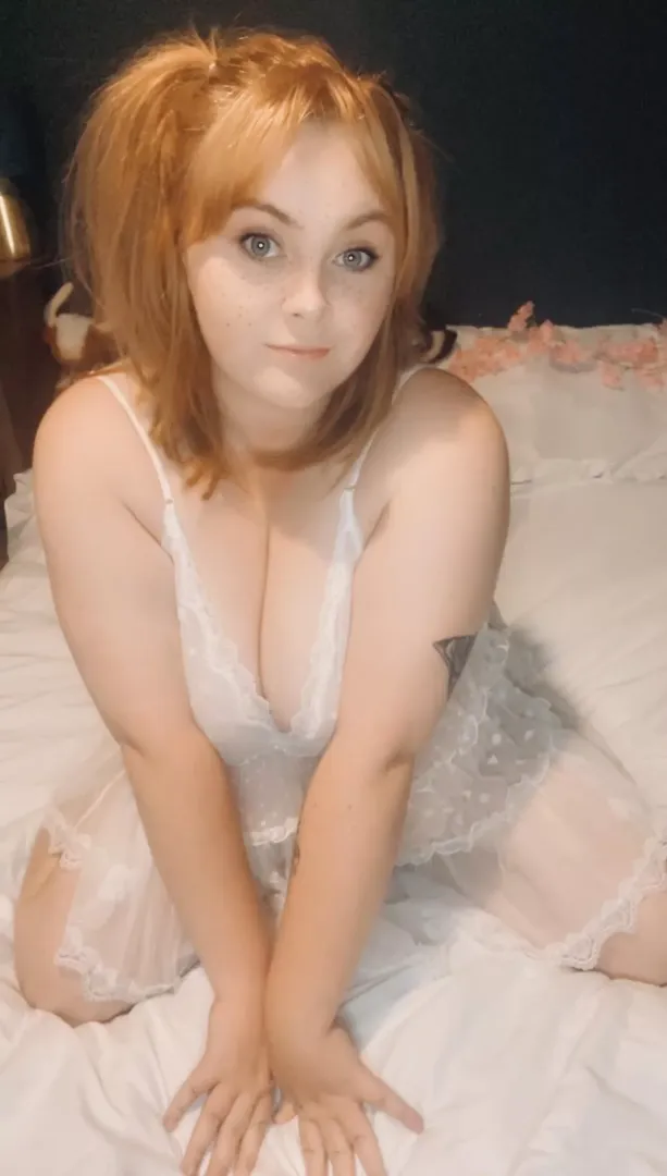 I like to get wild in bed by EeveeGracex