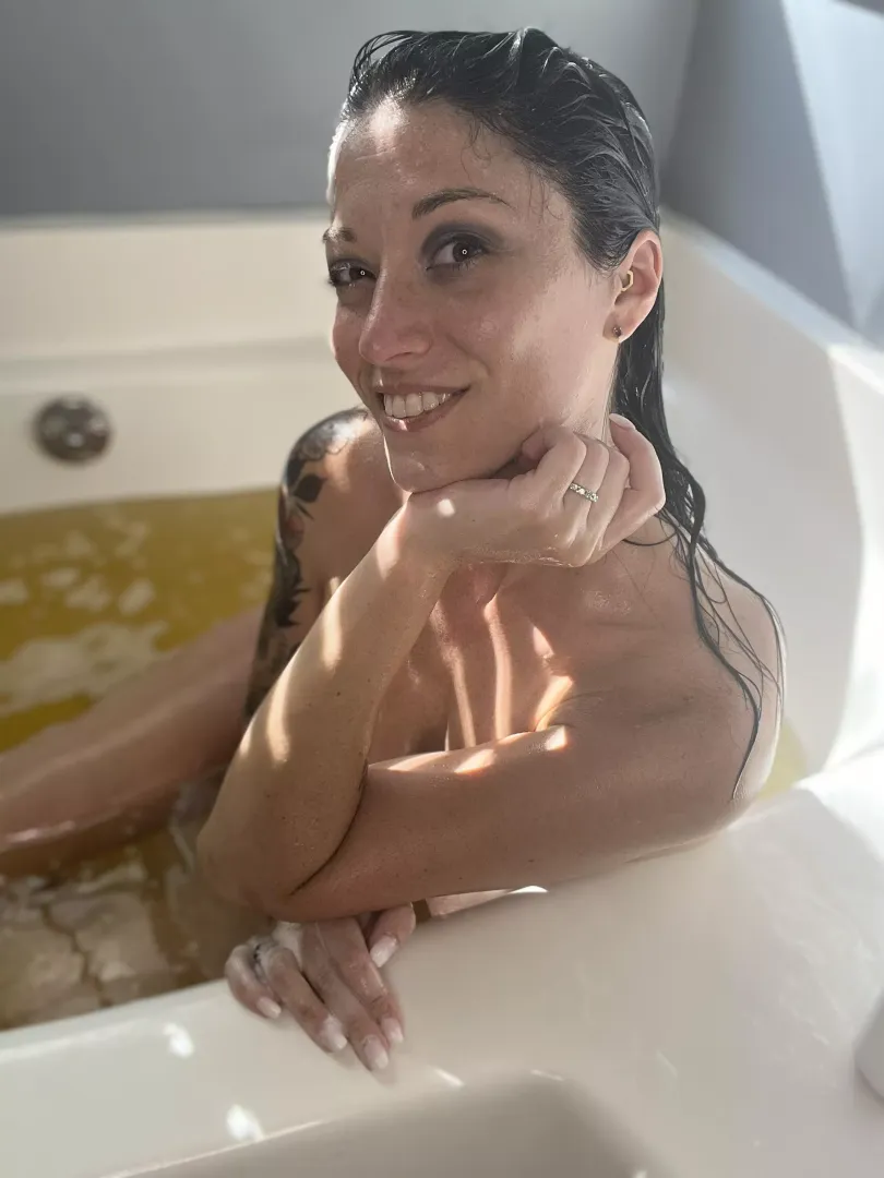 Join me for a nice soak❤️ by Athomewithember