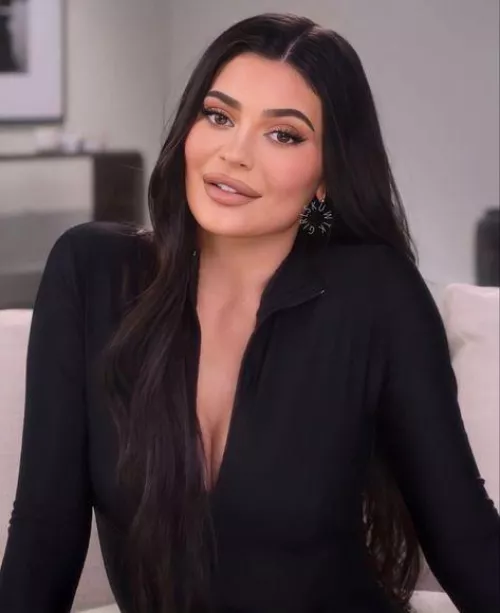 Kylie Jenner by ShootingStar_7