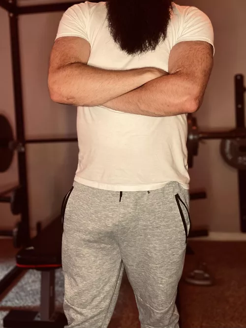 My arms didn’t want me to say anything, but they’re trying really hard to get your attention. 💪 by DadBodFromWish