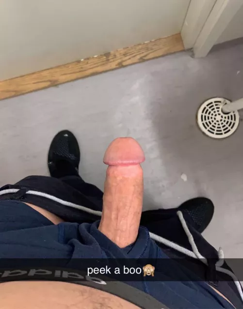 My boss got me jerking off in the bathroom after a 1on1 meeting! by leothesatisfier