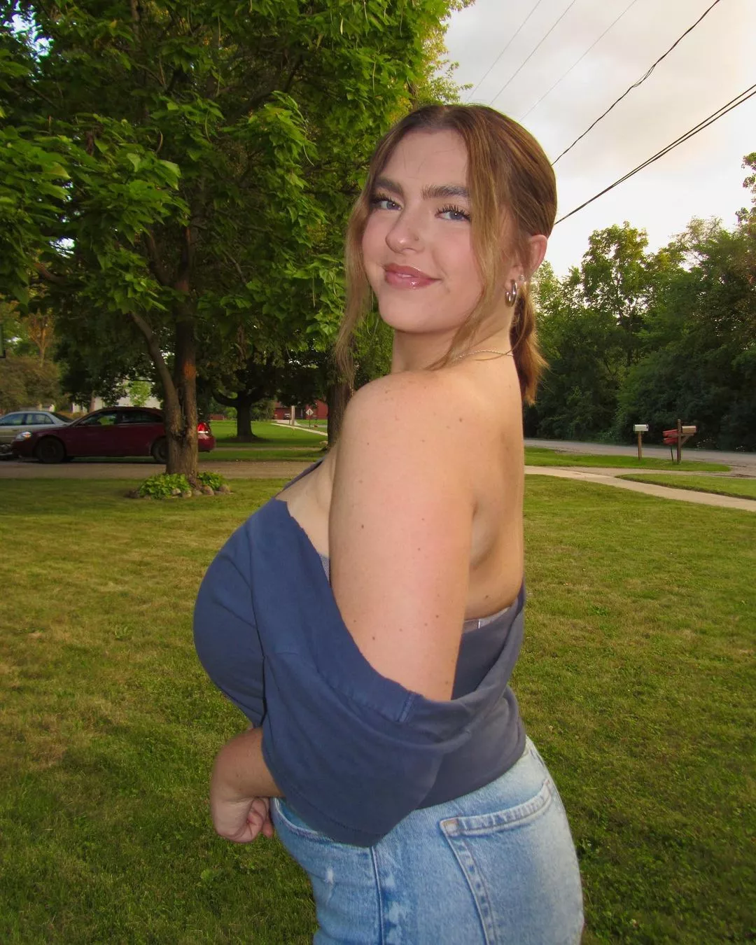 Sideview posted by Plastic_Librarian_12