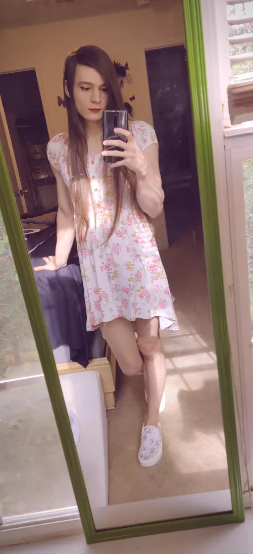 Some sun never killed anyone ☀️🌷 by Morty7806