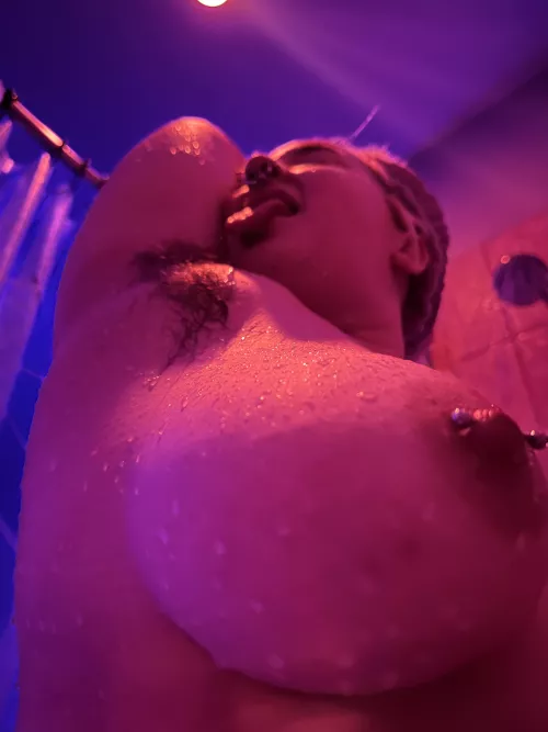 Titty and hairy pitty by ivylustful