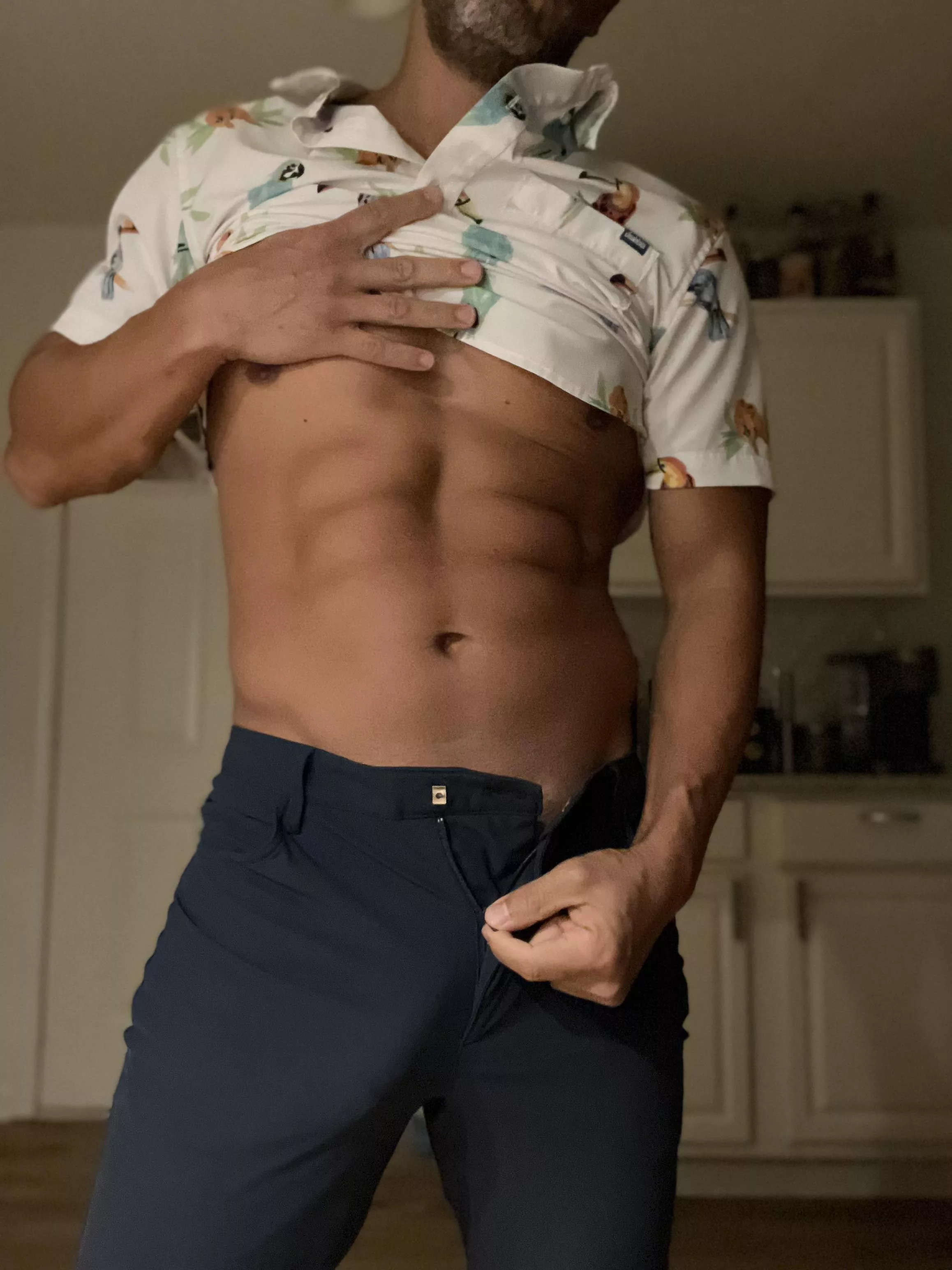 Aloha Friday! I know I’m ready to get lei’d this weekend! Who wants to help me out? posted by Future_Poolboy