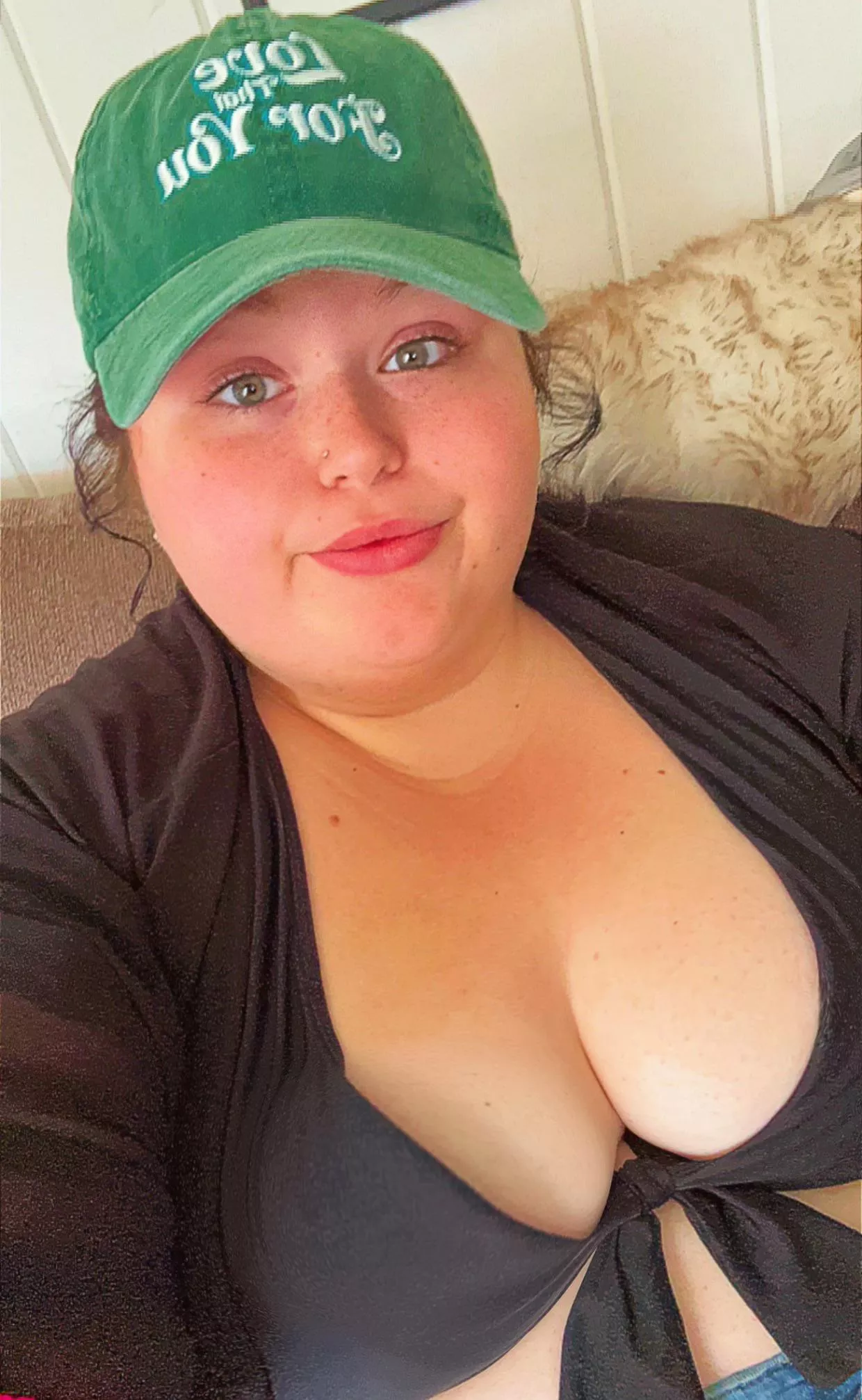 Happy Saturday! It’s a beach day for me! What’s your plans? posted by Gold-Gene-378