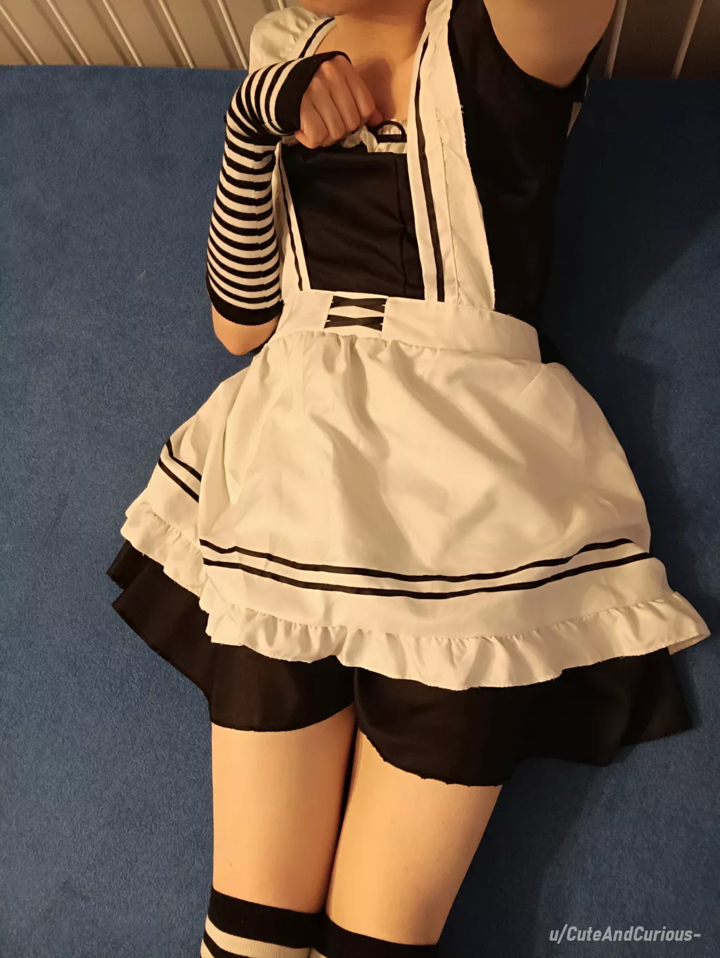 I love maid outfits >w< ❤️ posted by CuteAndCurious-