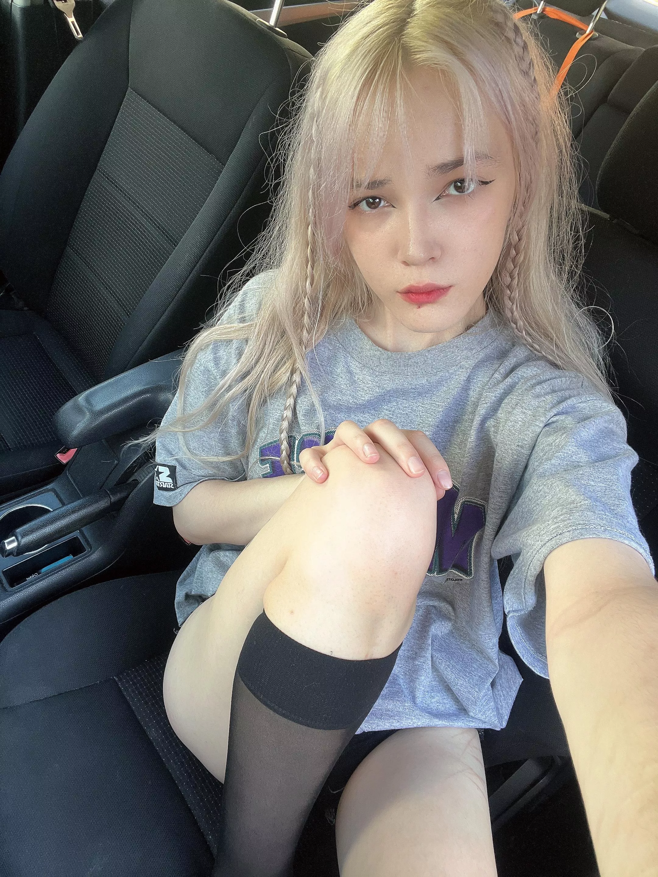 I thought this outfit needed stockings posted by peteromg