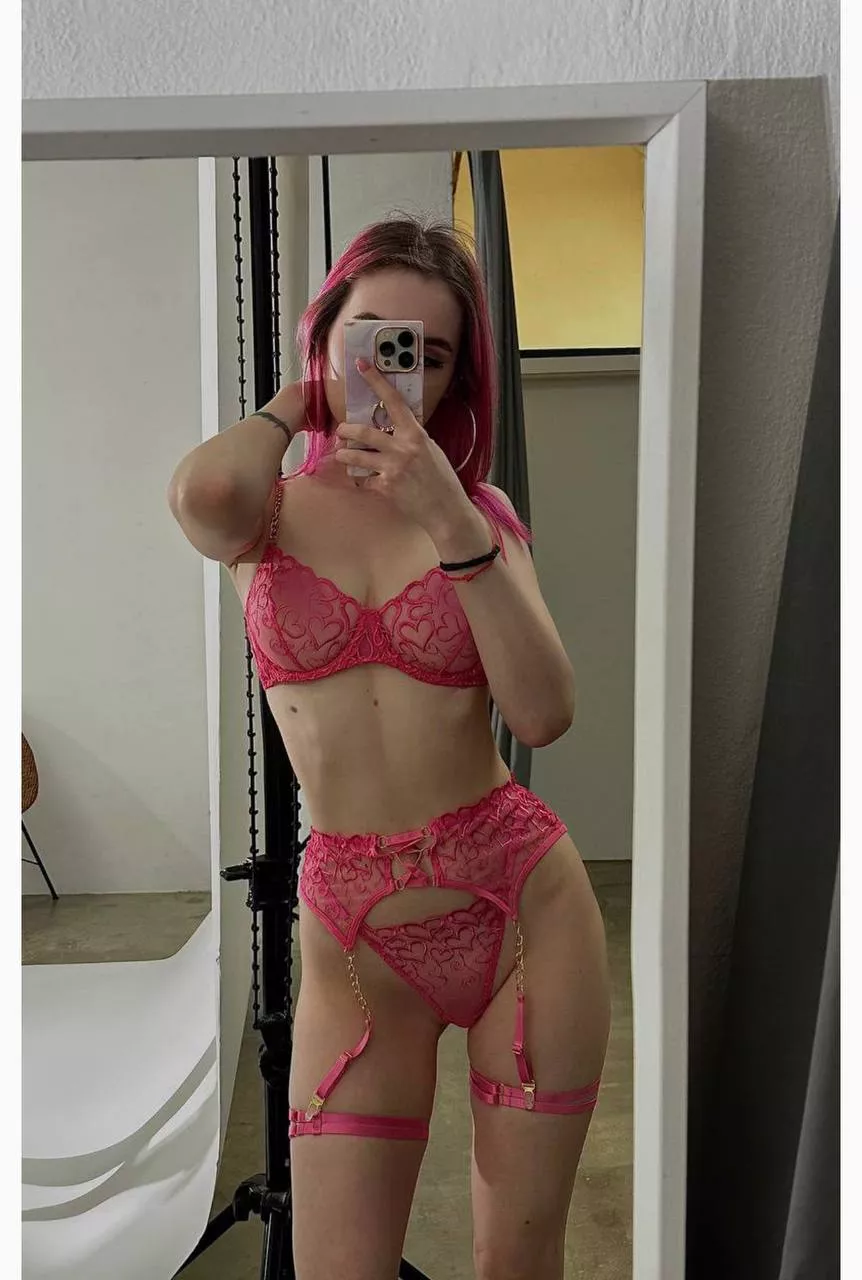 i wanna be your reallife crush (IUTR) posted by AdeptWeb340