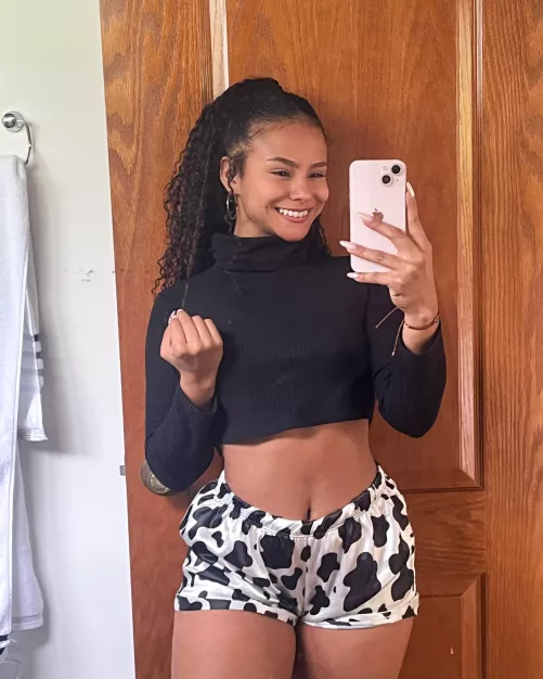 IUTR by ILoveSmilinggBack