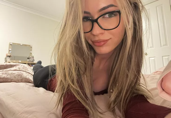 Love this red top by doll_eyesblue