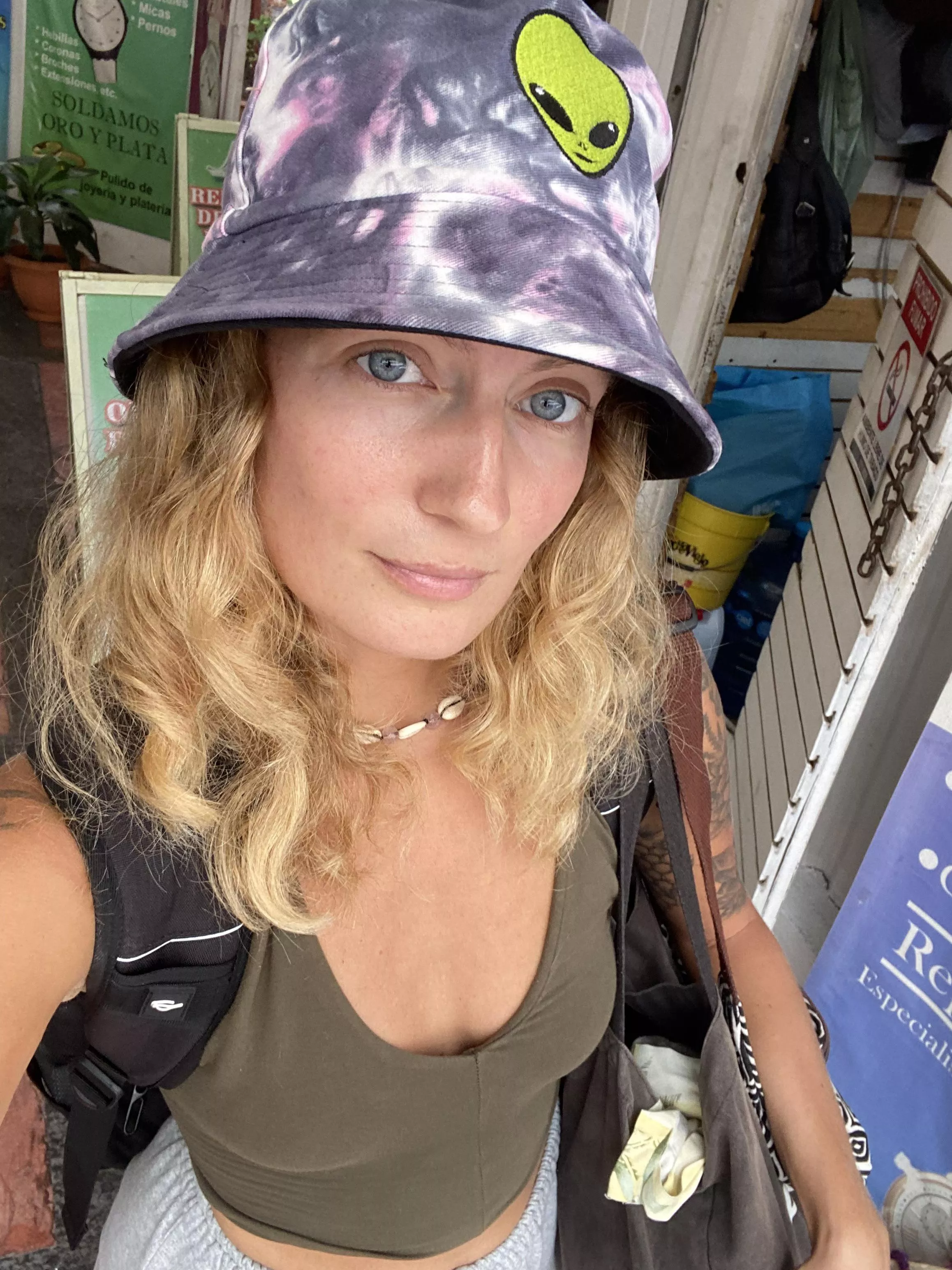 Travelling and didn’t pack a bra posted by liapixie92