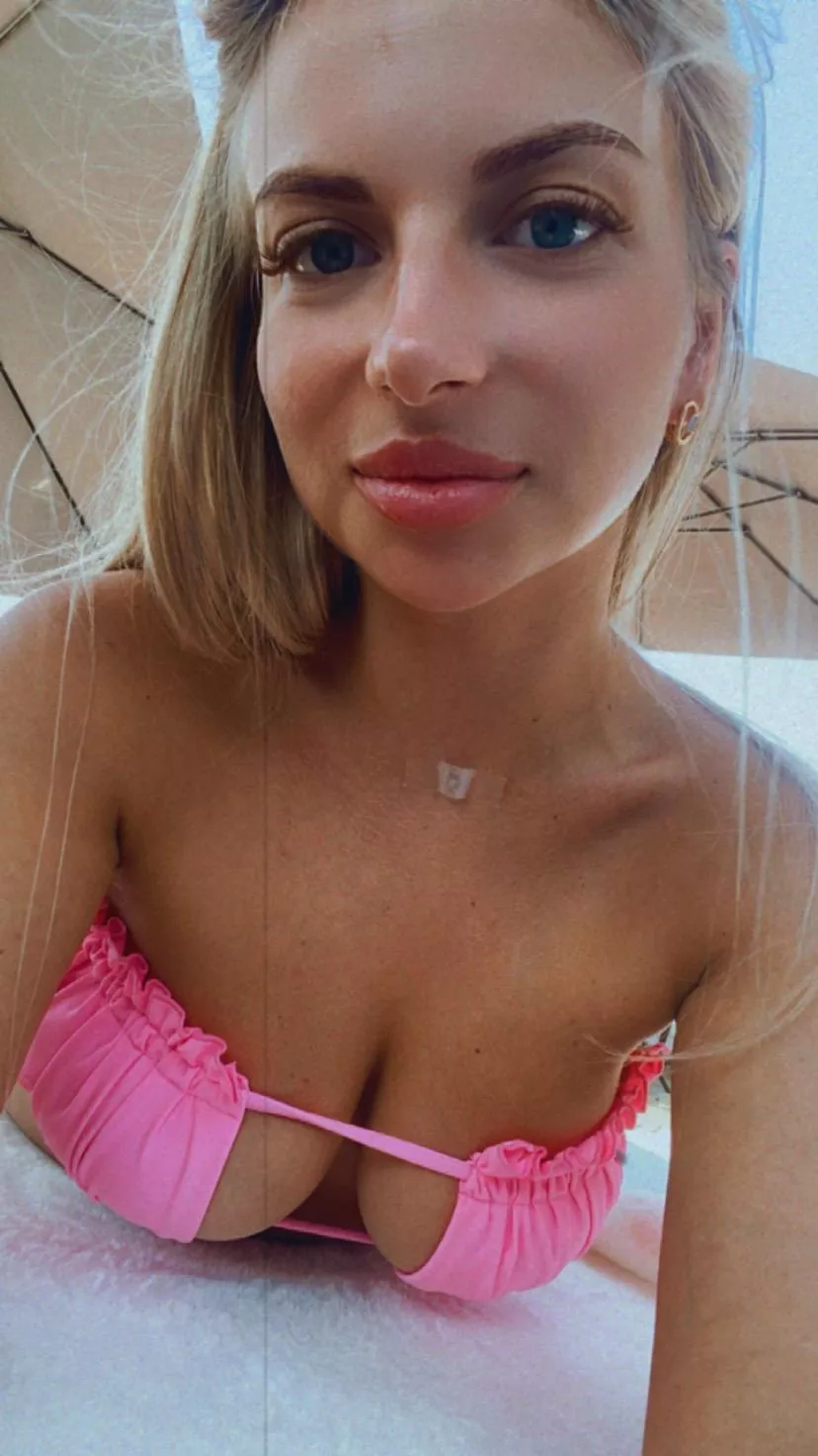 We can spend the day on bed posted by djlillyy