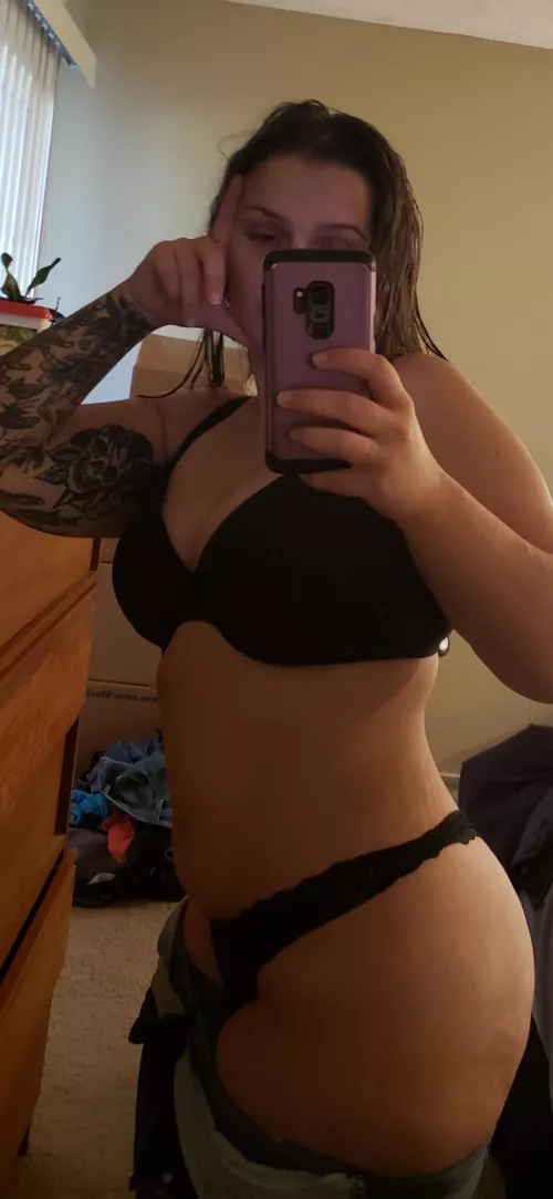 Who wants to see more? (F) by lost_time_made_up