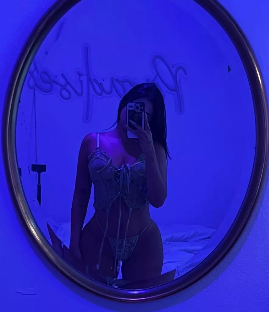 You like what you see? posted by Brimorelikeme