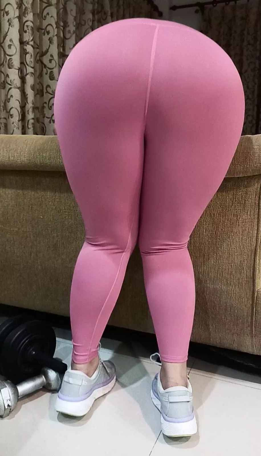 Do you like yoga pants posted by DooGirl-