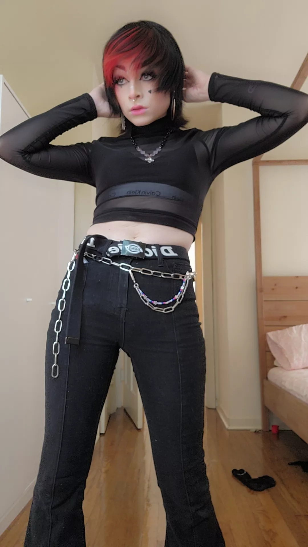 Felt too cute 🥰🥰🥰🖤🖤🖤 posted by OzzyRabbit22