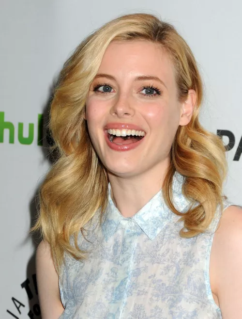 Gilian Jacobs by Brillant_tartiflette