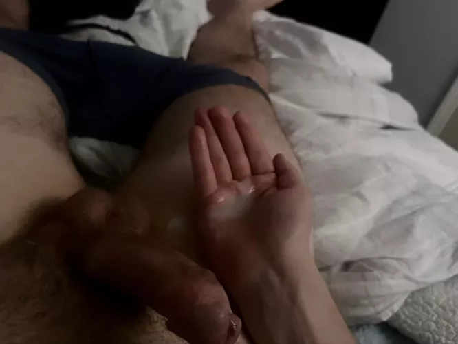 I need a mouth to feed it to by Jixtepangg_