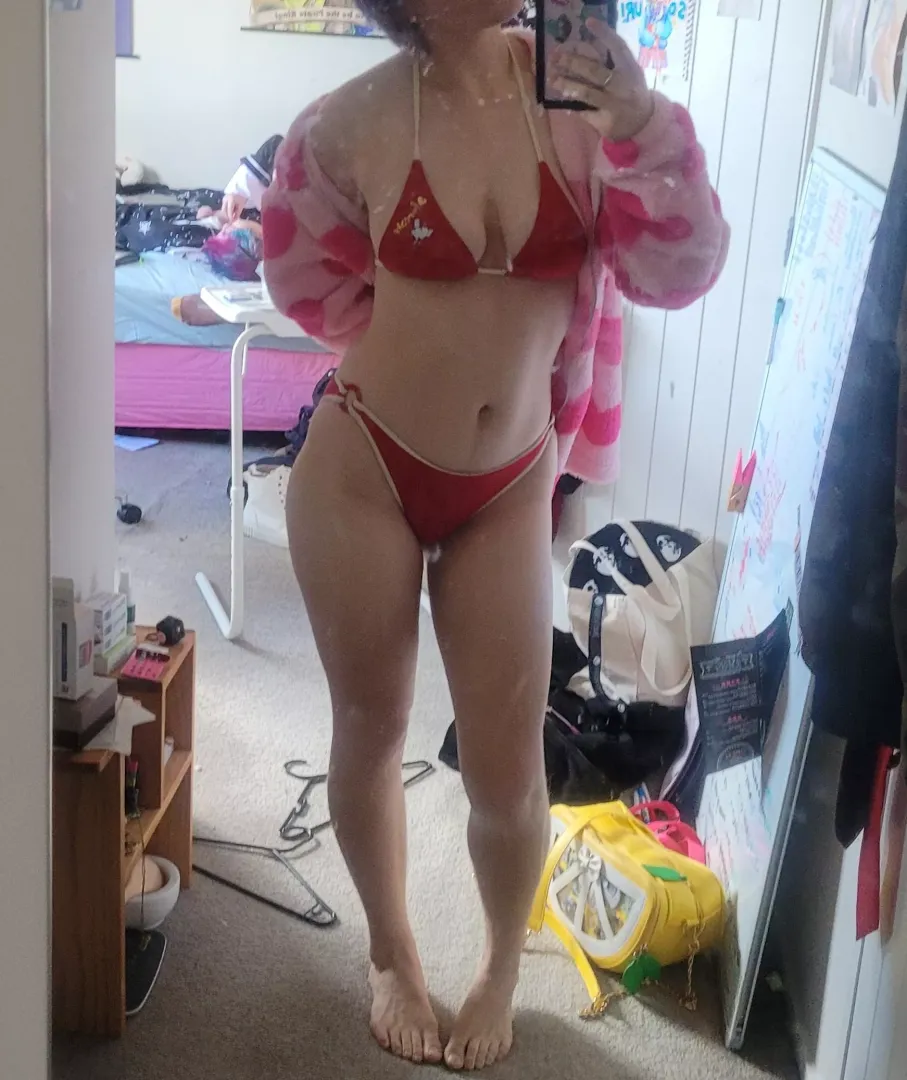 Is my figure too feminine? by TwinkubusFromMars