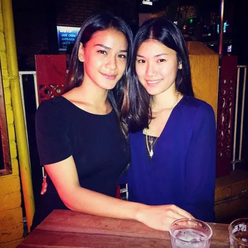 Left or right? by suntorykun