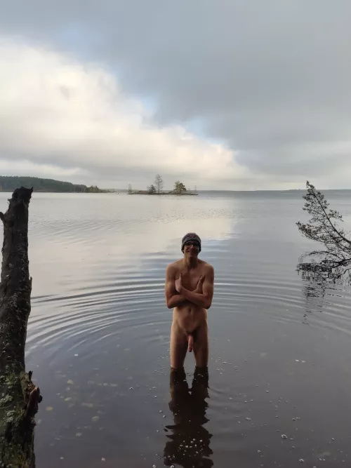 No one wants to see my nude pics 😐 maybe it's different here by serge_nse