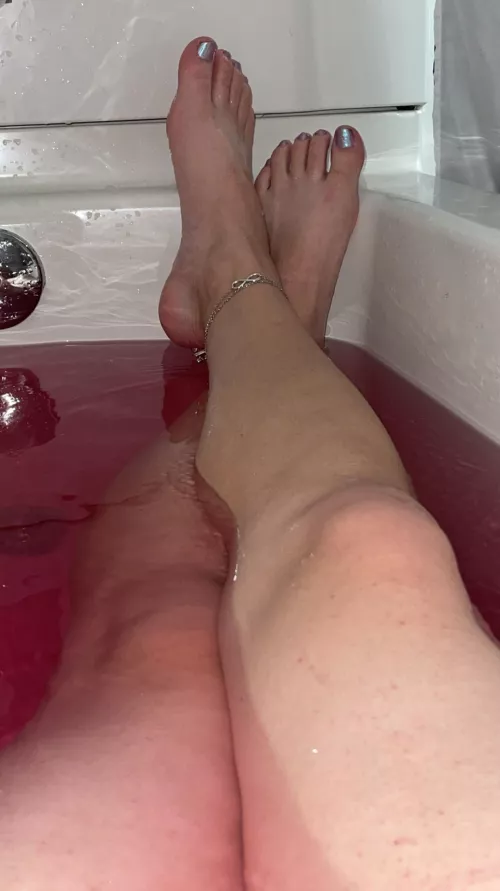 Probably my favorite 🛁💣! by hannawbanana2