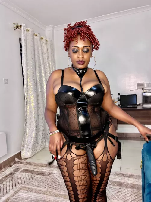 Real talk, would you rather fuck me, or get pounded by me? by Rozie_99