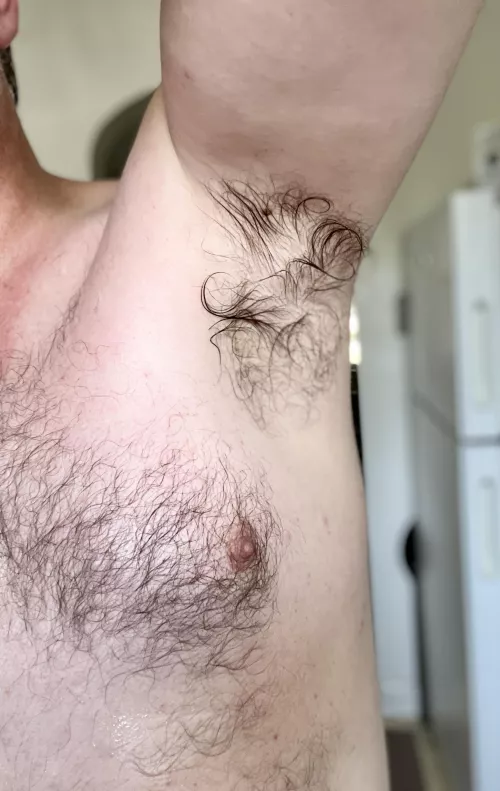 Sweaty day by furry_vr