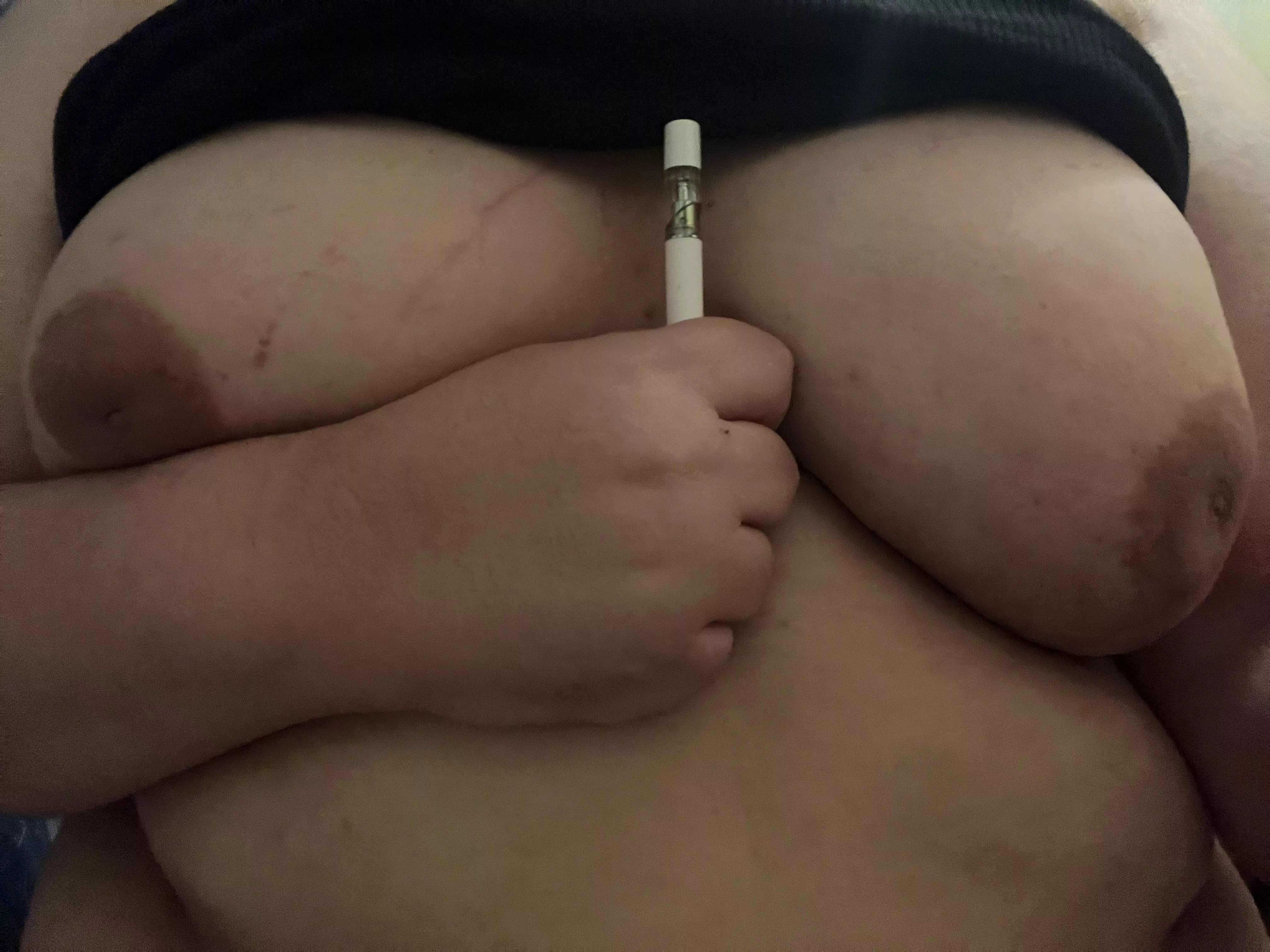 The best part about s[m]oking from between my tits is that when it hits you don’t gotta go too far for munchies 😉 posted by ra9613