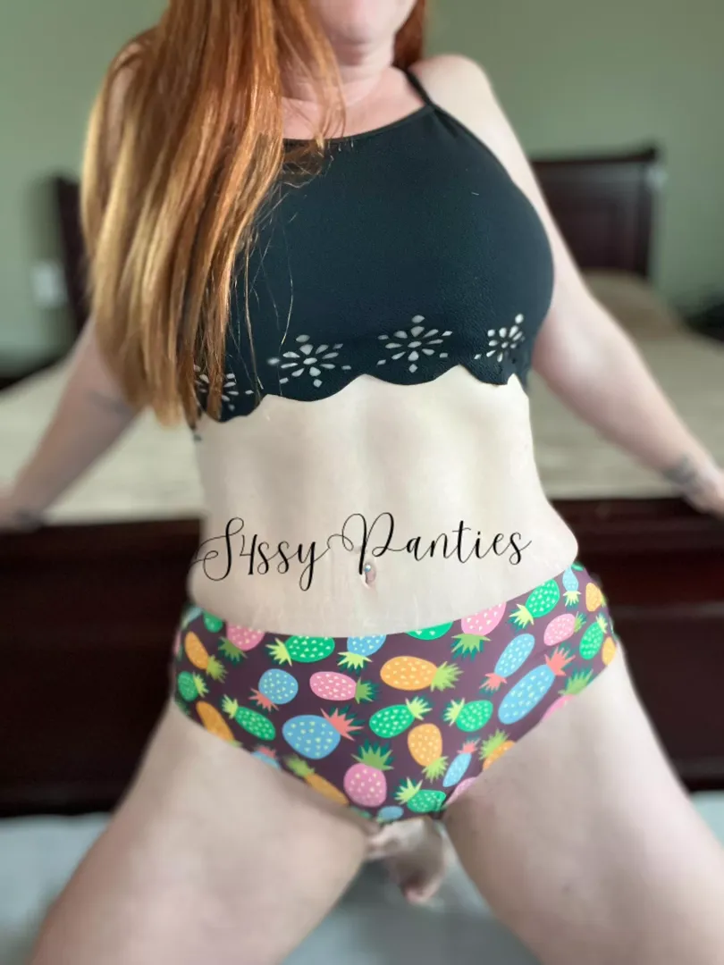 What’s not to love about CheekBoss panties? Extremely soft, seamless, nylon panties with cotton gussets and fun prints. They’re the best at soaking up my sweet scents. Book a Cheek Boss wear (or any of my premium panties) this week and I’ll toss in by S4ssypanties