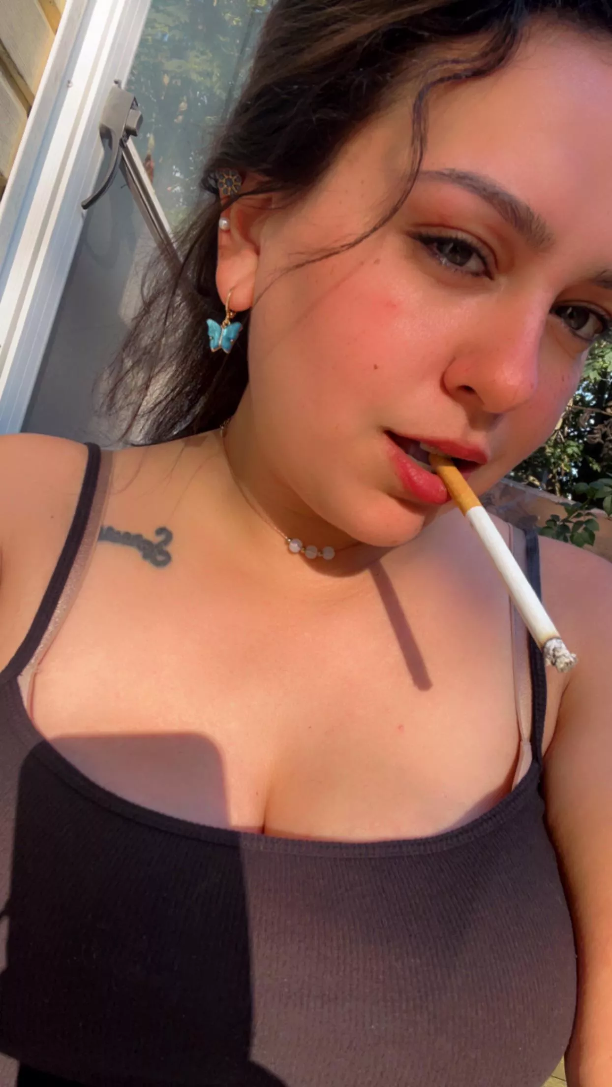 You look so much cuter with something in your mouth ! posted by 94whor