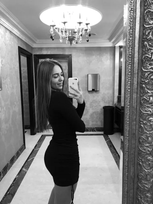 A mirror selfie for you before going out by ShemikaOtis