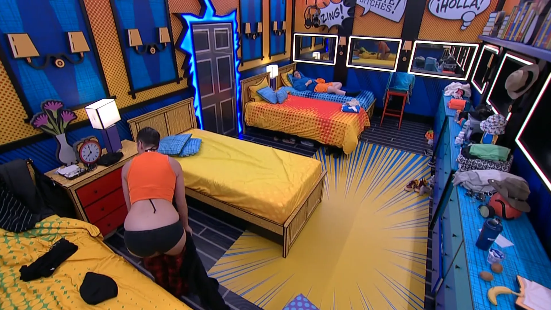 Bowie Day 19 BB25 More in Comments posted by BBCanFanatic