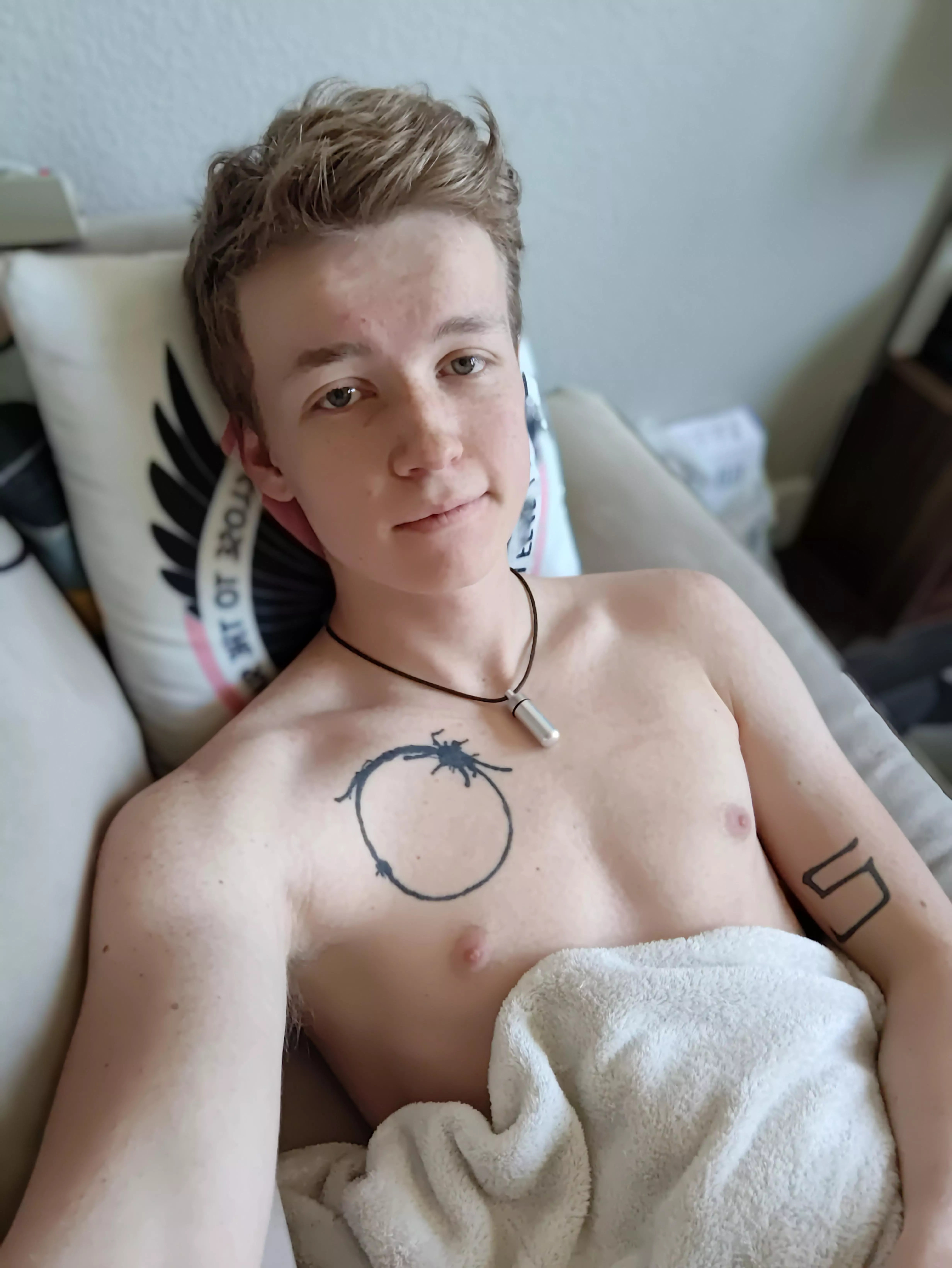 Could use a long cuddle session this morning posted by mauryseth