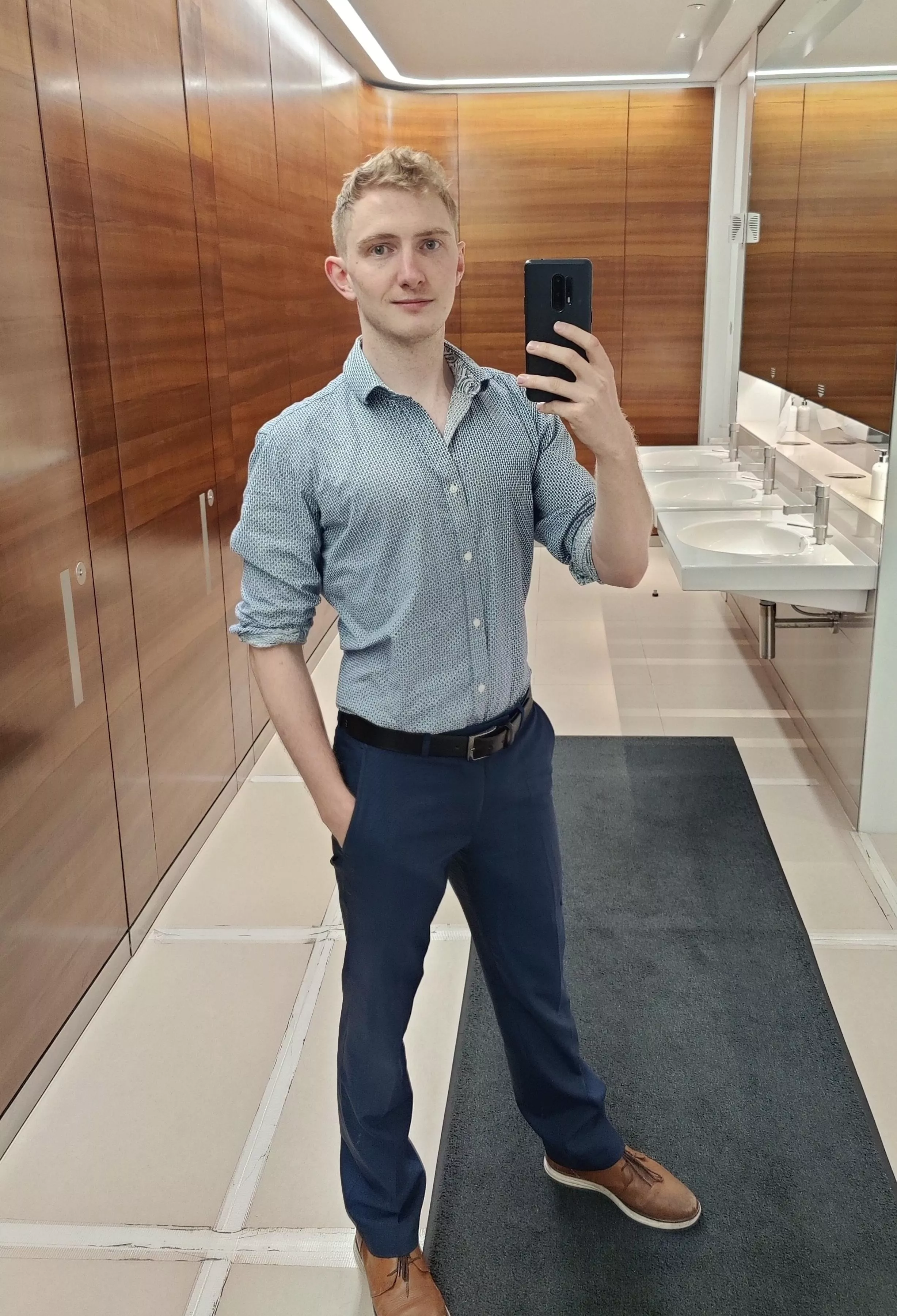 Felt cute at work posted by Atomlad360