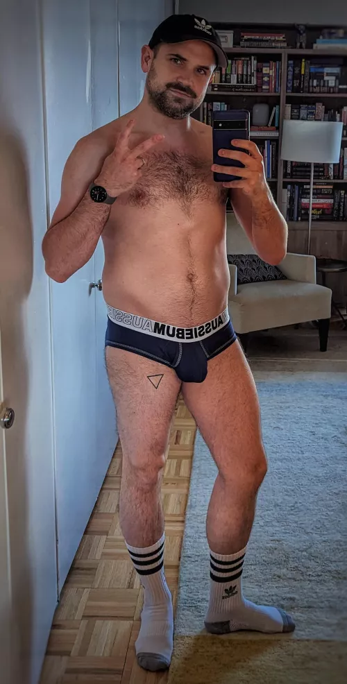 Heading to the gym - think anyone will notice my bulge? by dglcues