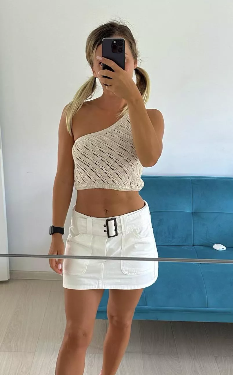 Hello x posted by annafitness01