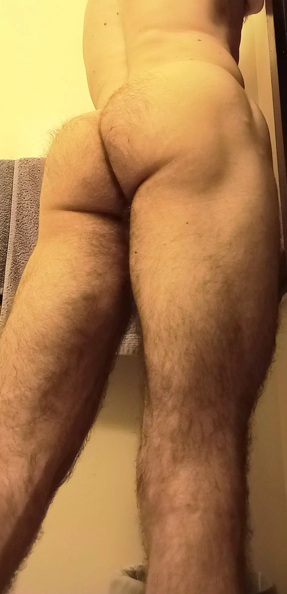 I hope you don't mind a little fuzz🤭 posted by kinky__straight