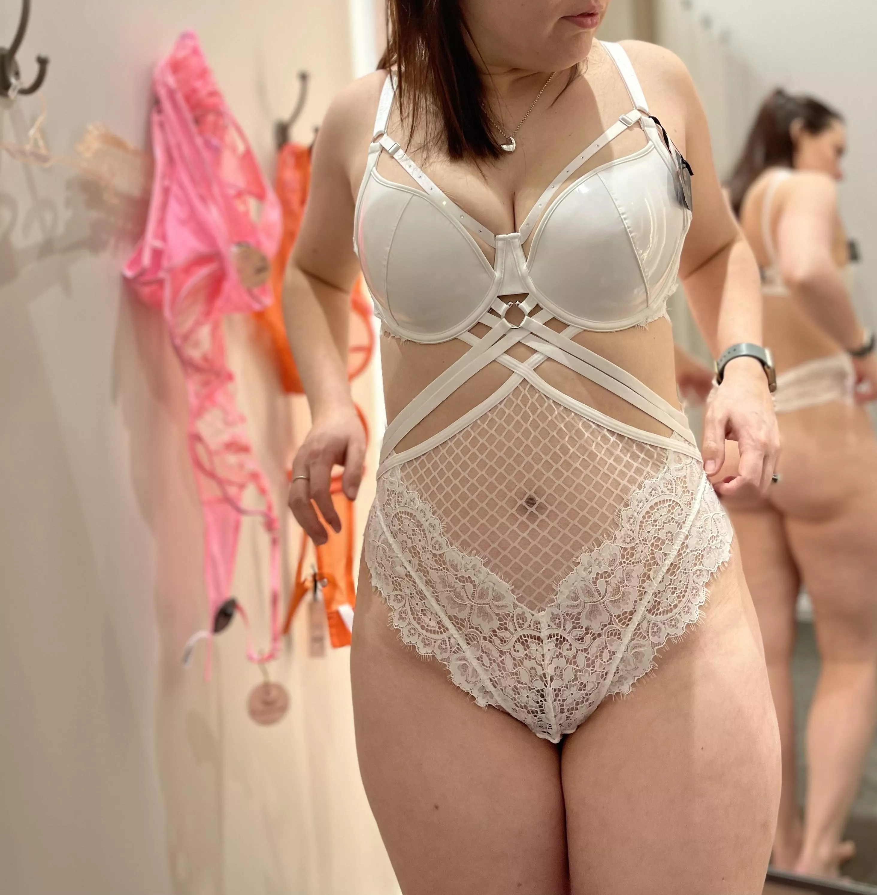 POV: you sneak in the changing room with me and take pictures, sound like a fun date? posted by c00lcumbers