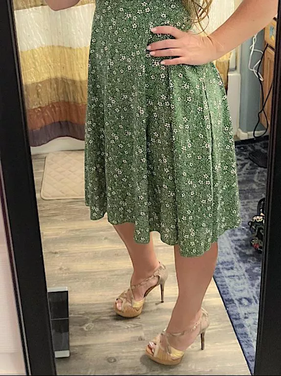 Strappy 🐍 (Jessica Simpson’s) posted by AZ_Heel7Wife