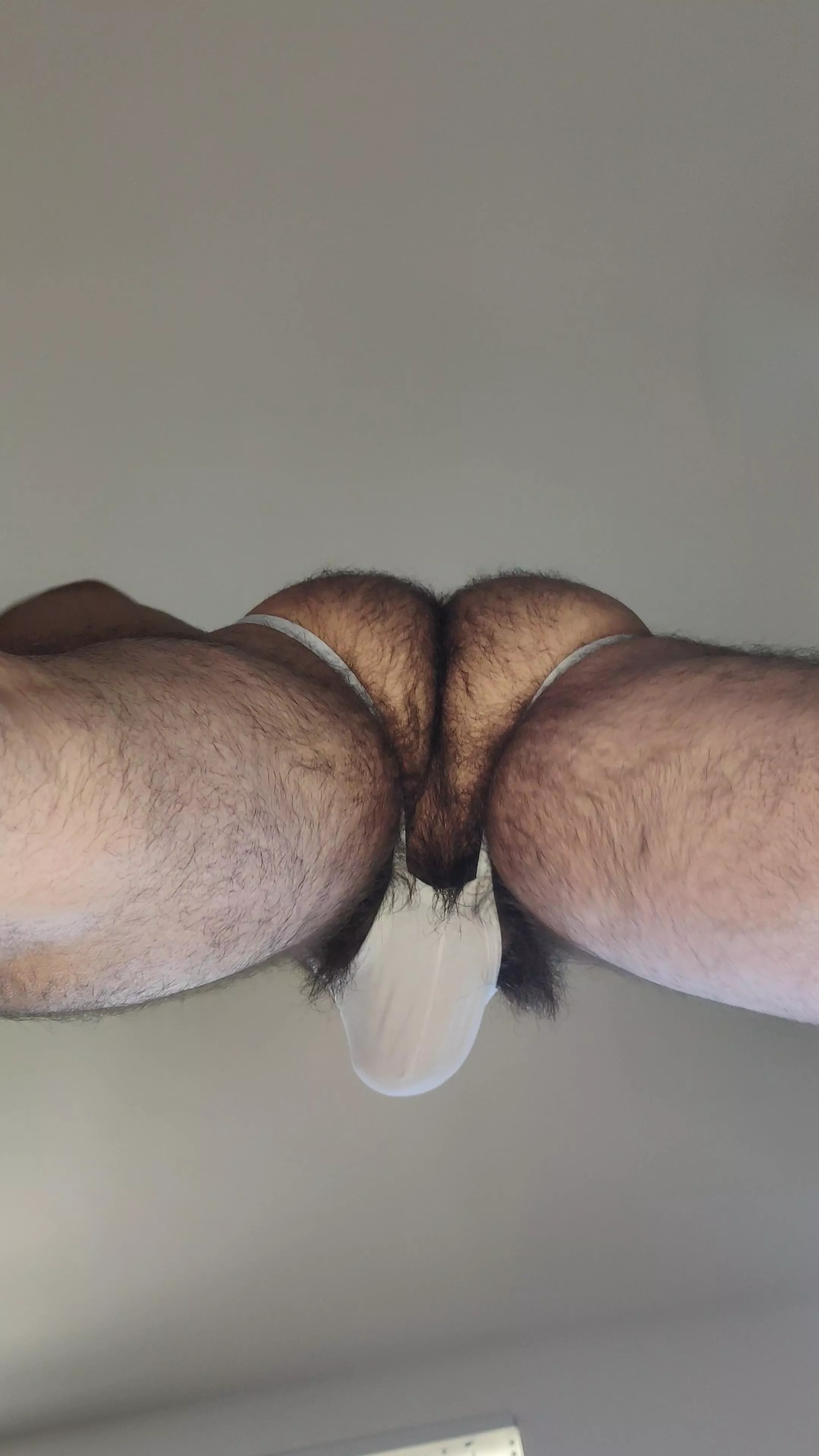 Wet crack posted by MassiveWeather